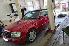 Roter_Mercedes